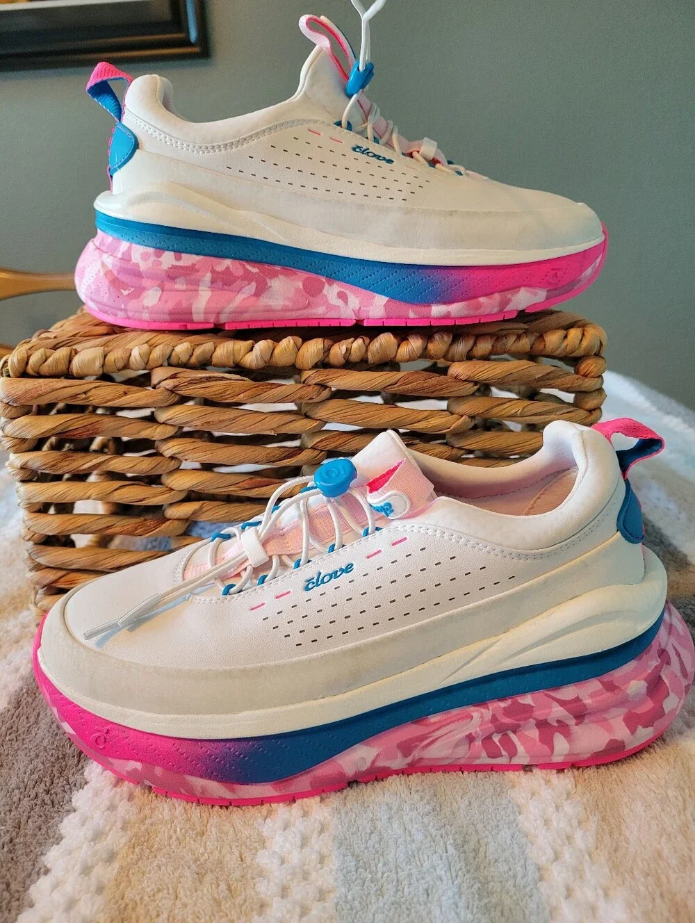 Clove Women's Forte 2 Sneakers Shoes White Pink Marble Size 7